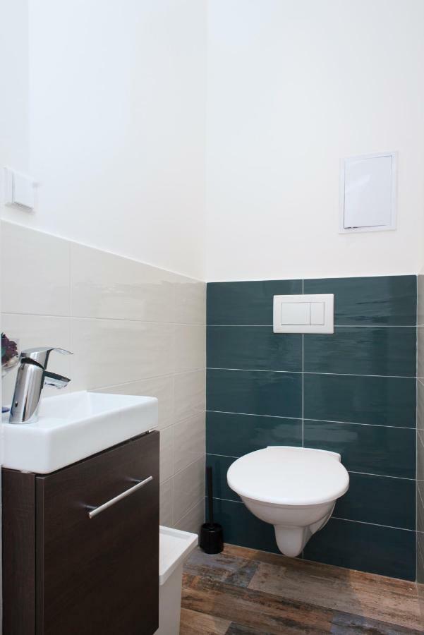 Kent Ridge Loft Apartment Prague Exterior photo